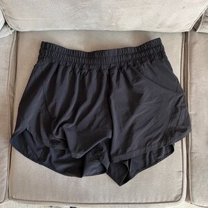 Lululemon size 14 shorts 5”